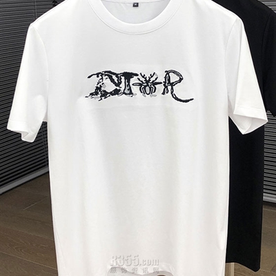 市场上装-T恤-欧货T恤