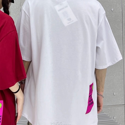 市场上装-T恤-电商T恤