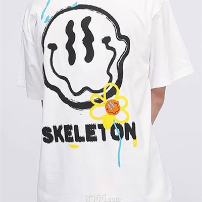 市场上装-T恤-电商T恤