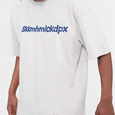 市场上装-T恤-电商T恤