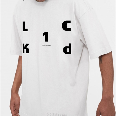 市场上装-T恤-电商T恤