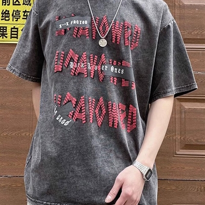 市场上装-T恤-电商T恤