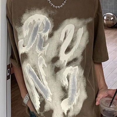 市场上装-T恤-电商T恤