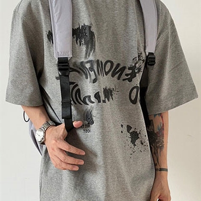 市场上装-T恤-电商T恤