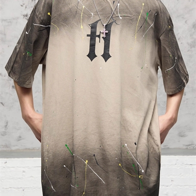 市场上装-T恤-电商T恤