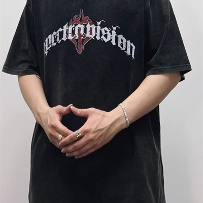 市场上装-T恤-电商T恤