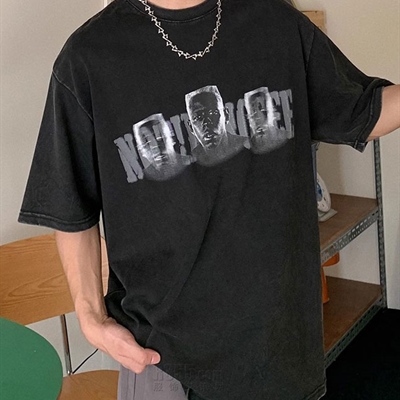 市场上装-T恤-电商T恤