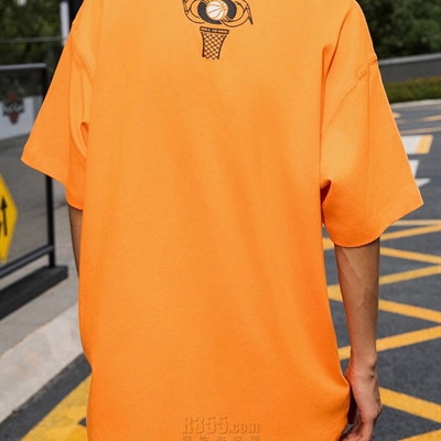 市场上装-T恤-电商T恤