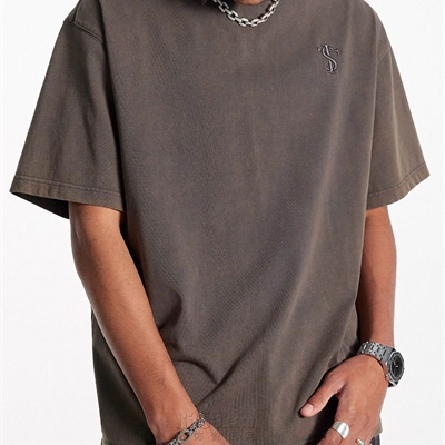 市场上装-T恤-电商T恤