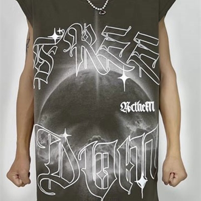 市场上装-T恤-电商T恤