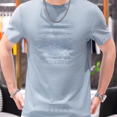 市场上装-T恤-欧货T恤