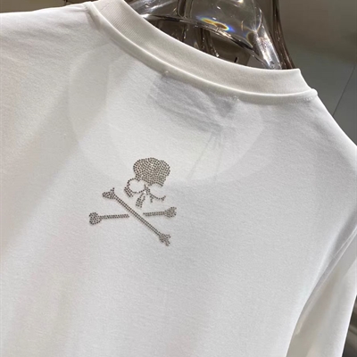 市场上装-T恤-欧货T恤