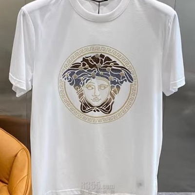 市场上装-T恤-欧货T恤