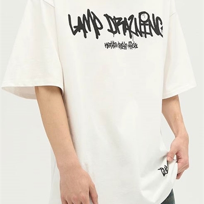 市场上装-T恤-电商T恤