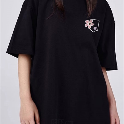 市场上装-T恤-电商T恤