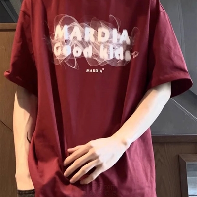 市场上装-T恤-电商T恤