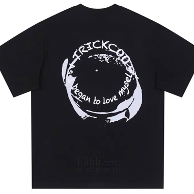 市场上装-T恤-电商T恤