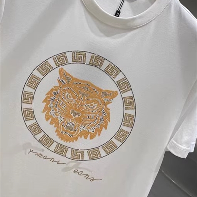 市场上装-T恤-欧货T恤