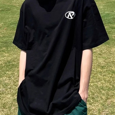 市场上装-T恤-电商T恤