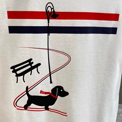 市场上装-T恤-欧货T恤