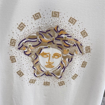 市场上装-T恤-欧货T恤