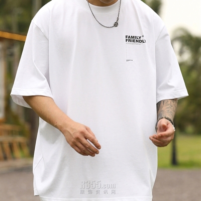 市场上装-T恤-电商T恤