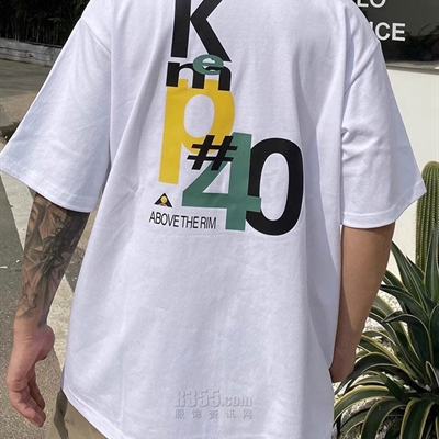 市场上装-T恤-电商T恤