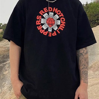 市场上装-T恤-电商T恤