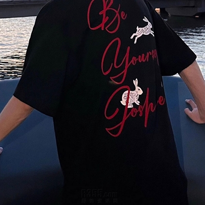 市场上装-T恤-电商T恤