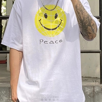 市场上装-T恤-电商T恤