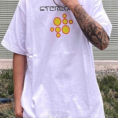 市场上装-T恤-电商T恤