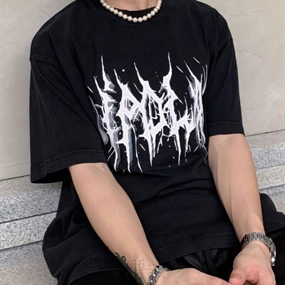 市场上装-T恤-电商T恤