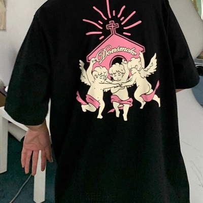 市场上装-T恤-电商T恤