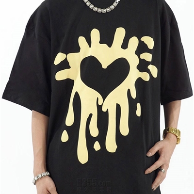 市场上装-T恤-电商T恤