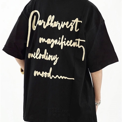 市场上装-T恤-电商T恤