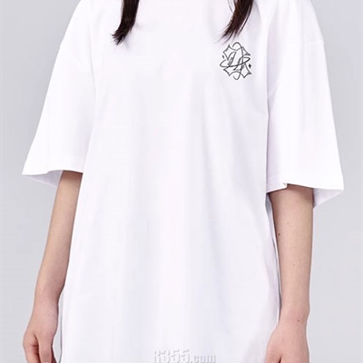 市场上装-T恤-电商T恤