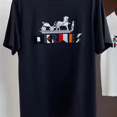 市场上装-T恤-欧货T恤