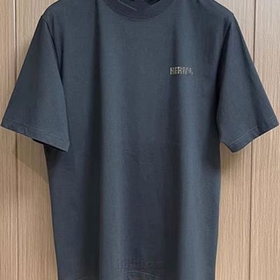 市场上装-T恤-欧货T恤