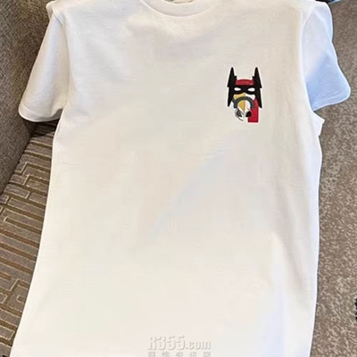 市场上装-T恤-欧货T恤