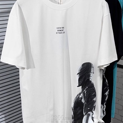 市场上装-T恤-休闲T恤