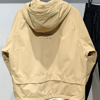 市场上装-夹克-休闲夹克