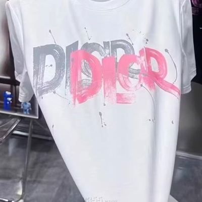 市场上装-T恤-欧货T恤