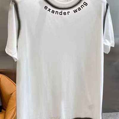 市场上装-T恤-欧货T恤