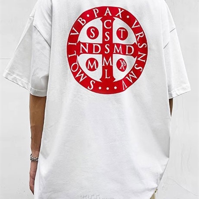 市场上装-T恤-电商T恤