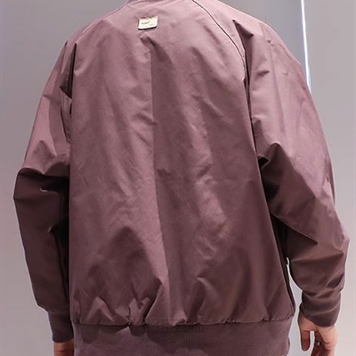 市场上装-夹克-休闲夹克