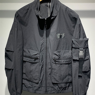 市场上装-夹克-休闲夹克