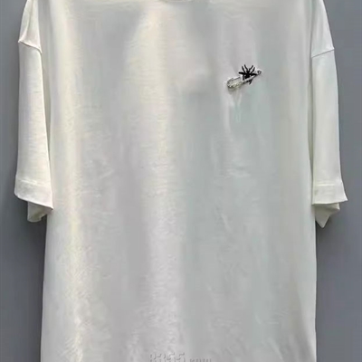 市场上装-T恤-欧货T恤