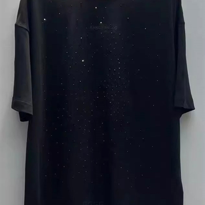 市场上装-T恤-欧货T恤