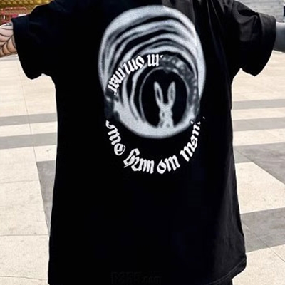 市场上装-T恤-电商T恤