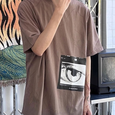 市场上装-T恤-电商T恤